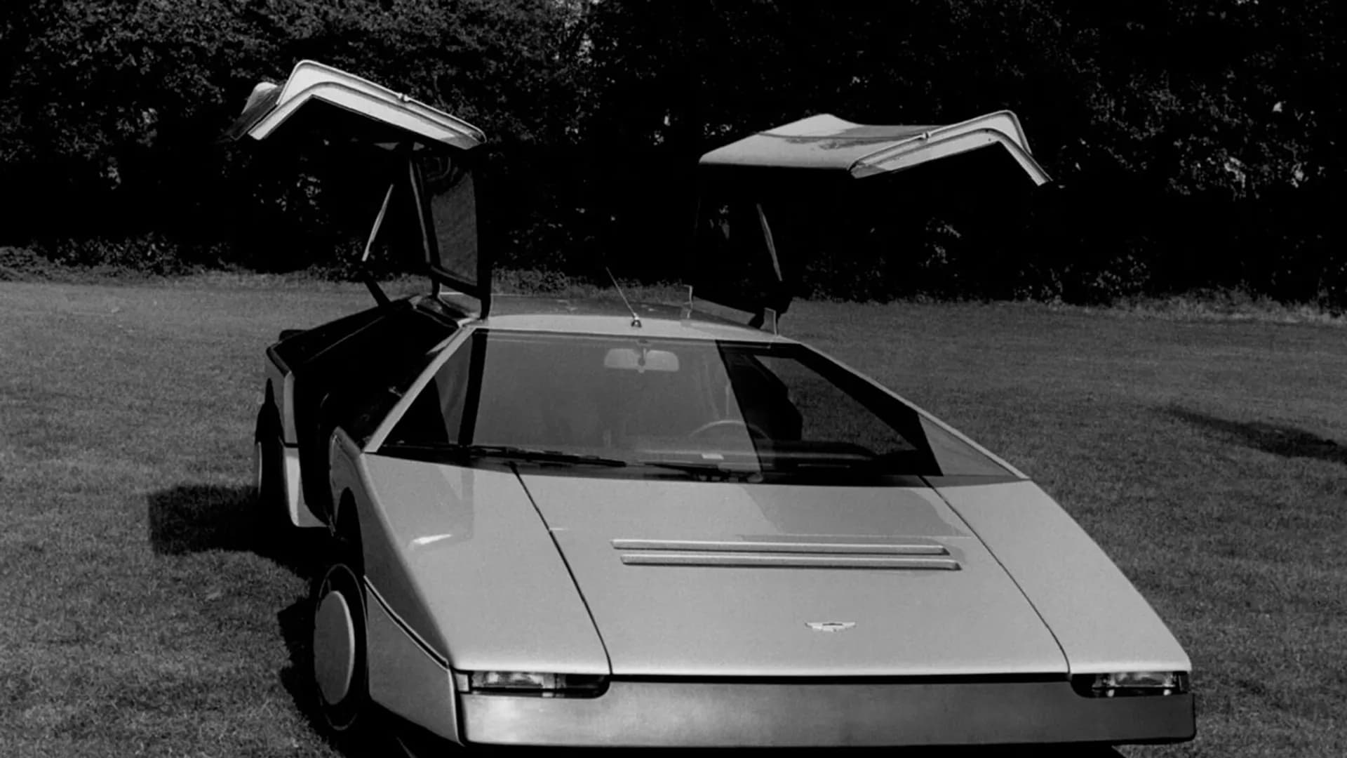 Aston Martin's Bulldog was a one-off sci-fi supercar