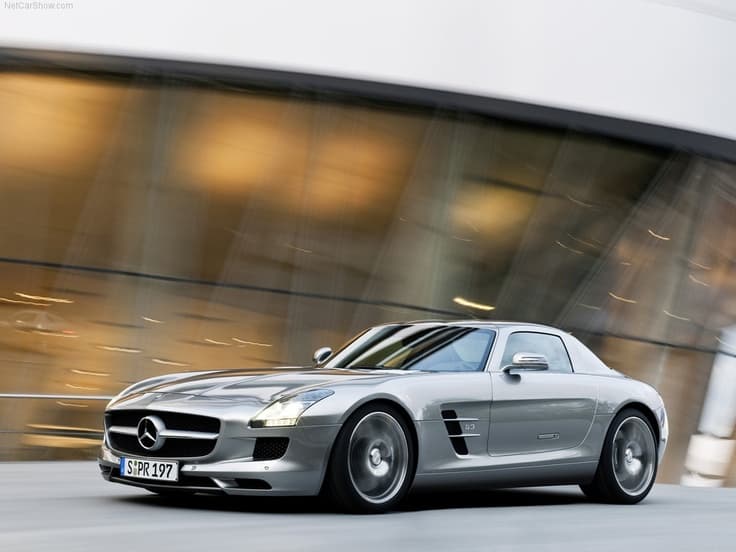 Mercedes SLS