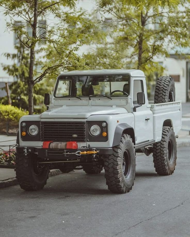 Land Rover Defender