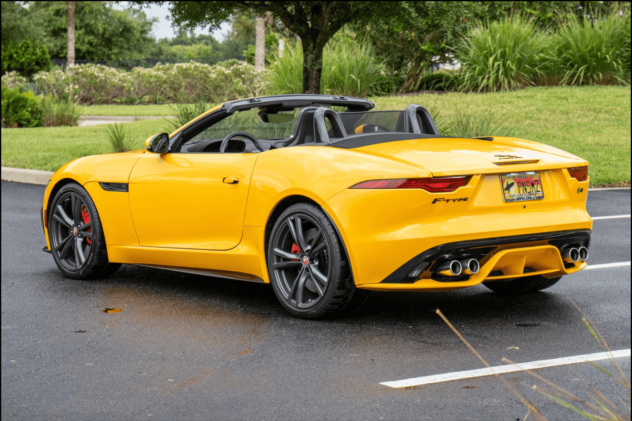 2021 Jaguar F-Type R Convertible