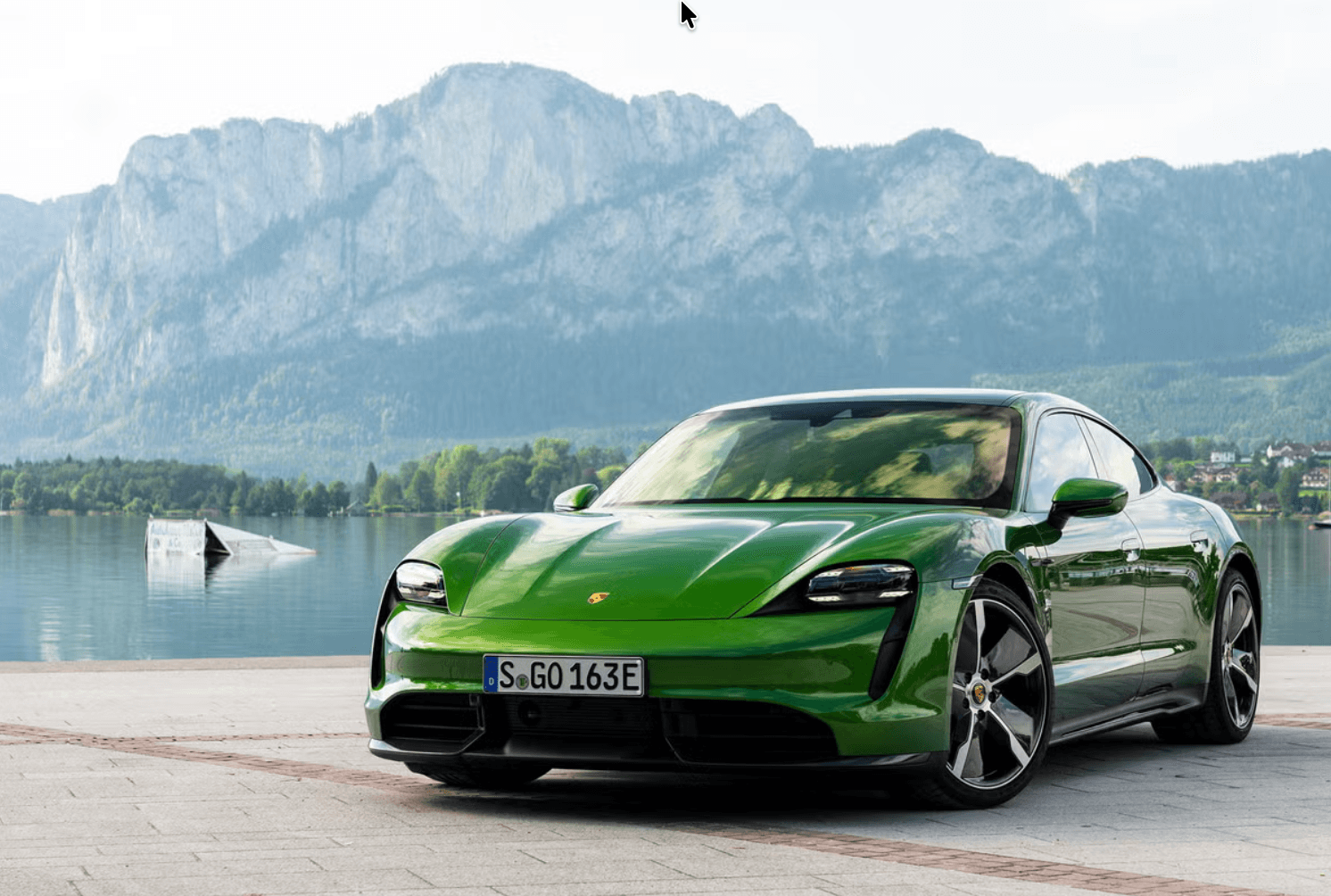 Porsche Taycan Turbo S 2024